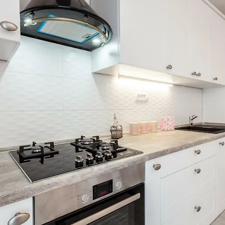 Simoni Casa de hóspedes Prigradica