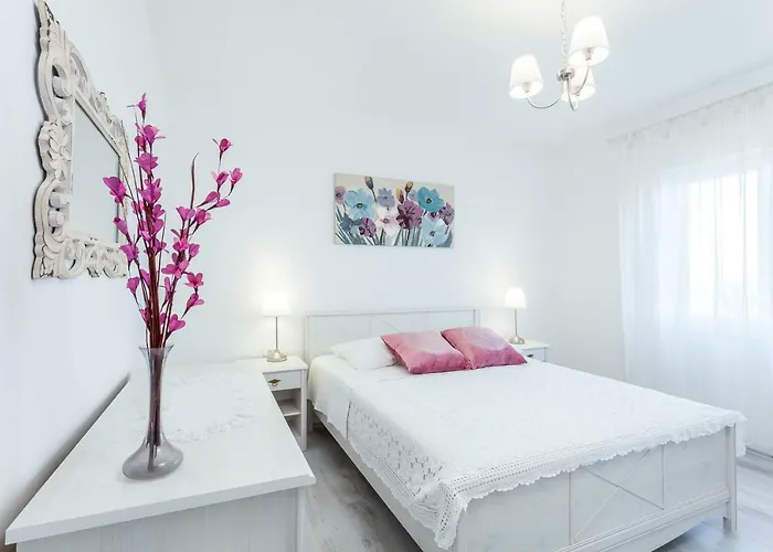 Guest house Simoni 3*