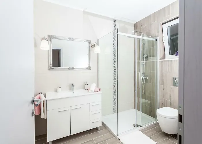 Guest house Simoni 3*